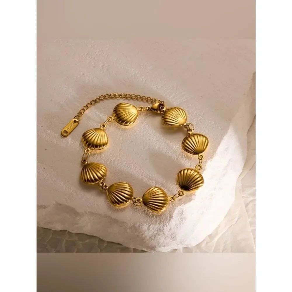 Shell Link Bracelet #2612 - Picture 2 of 7